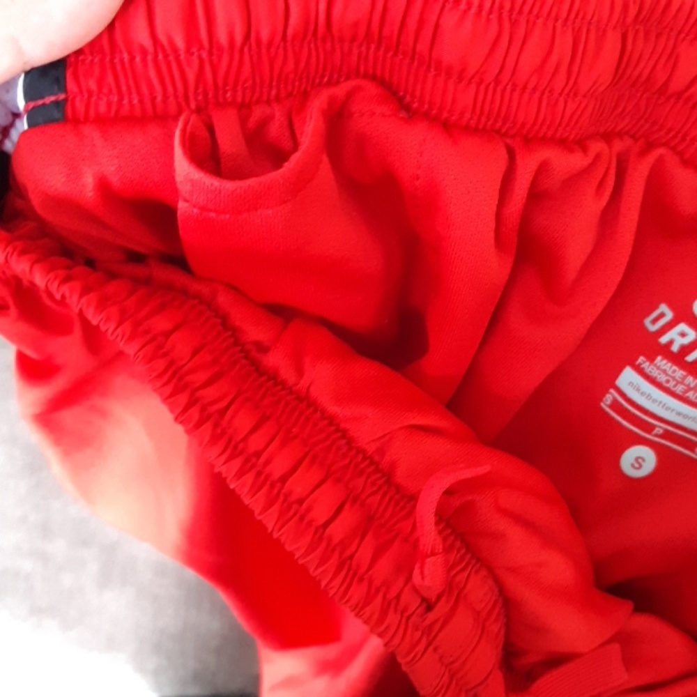 Nike Dri-Fit Red Tempo Blacktrim Drawstring Shorts - Picture 7 of 8